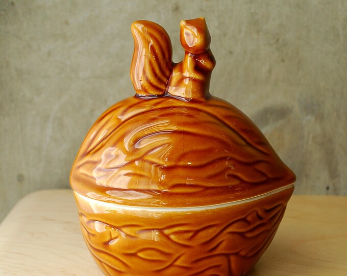 Vintage Squirrel and Acorn Nut Dish Set With Crackers Etsy