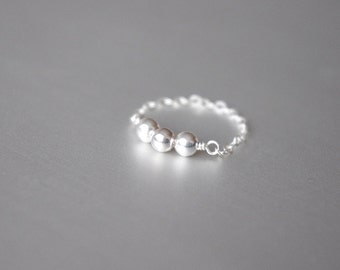 Silver Bead Stack Ring, Silver Chain Ring, Sterling Silver Ring, Simple Dainty Beaded Ring