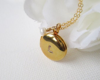 Kleine GoldMedaillon Halskette, PfotenMedaillon Halskette mit Initial, Personalisierter Haustier Verlust Schmuck