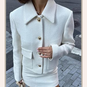 Ultra-Chic Tweed Jacket & High-Waist Mini Skirt Set - The Perfect 2-Piece Suit for Every Occasion