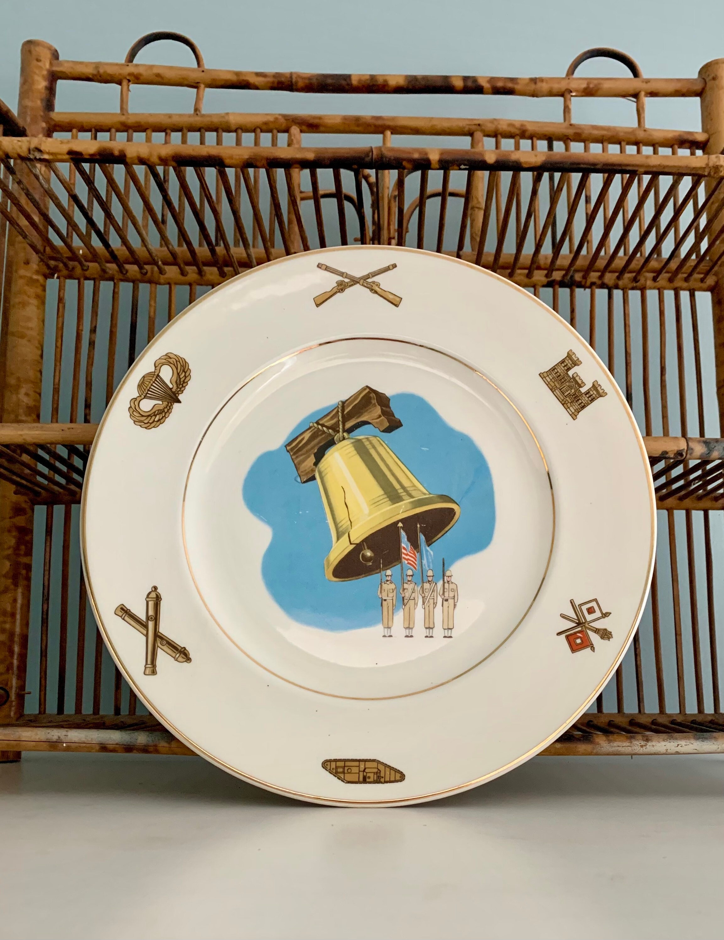 Bell top plate instrument