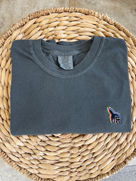 Glitchy Cat Embroidered T-Shirt –  Kitty Shirt – Funny Glitch Aesthetic Tee – Black Cotton Shirt – Small Embroidered Cat Tee