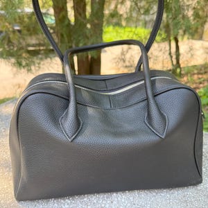 Leder Umhängetasche, Weiches Leder Top Griff Tasche, Klassische Minimal Tasche, Große Tasche mit Reißverschluss, Perfekt für den täglichen Gebrauch