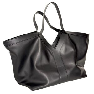 Große schwarze Leder-Einkaufstasche - Vollnarbenleder, übergroße Schultertasche für Arbeit, Reisen und Einkaufen, minimalistische Tasche, weiche Ledertasche