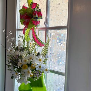 Percha/corona para puerta delantera con diseño de botas de lluvia de primavera/Percha para puerta con diseño de botas de lluvia de color verde brillante