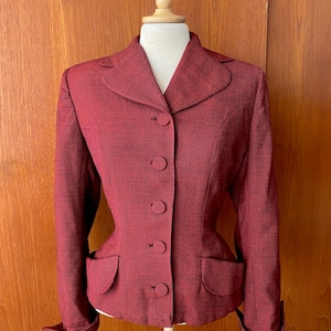 Waist 27.5&quot; True vintage 1950s red/black tweed wool blazer!