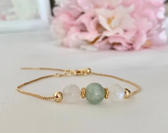 Simple everyday gemstone bracelet. Bohemian collection Mauve Dainty Deep red purple gemstone bracelet for everyday or layering