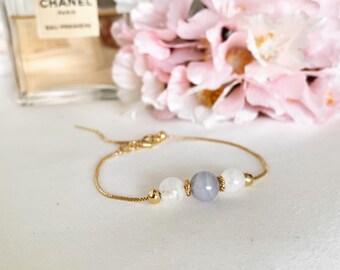 Simple everyday gemstone bracelet. Bohemian collection Mauve Dainty Deep red purple gemstone bracelet for everyday or layering