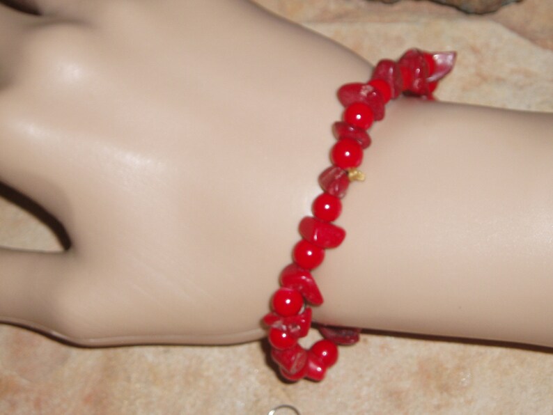 Genuine Red Coral from the South Sea of Japan,Strechy Bracelet and Earrings