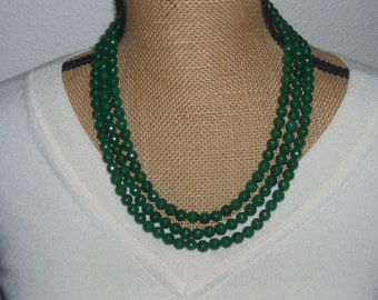 814.00 Carats Faceted Rich Green Emerald 3 Strand  Gemstones Necklace