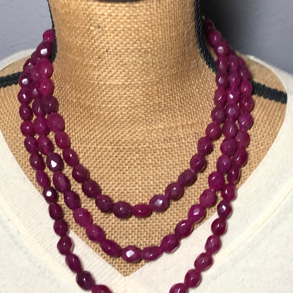 Fabulous, Massive, Hugh, Montana Conumdrum Earth Mined, 1008.00 Carats, Montana Corundum Ruby 3 Strand Faceted oval Gemstone Necklace