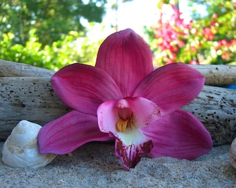 Clip de pelo de orquídea realista, flor de pelo, boda en la playa, vacaciones tropicales, renovación de votos, orquídea hawaiana, Cymbidium