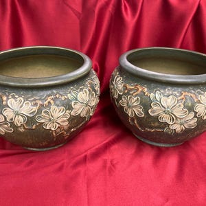 Matched Pair Roseville Dogwood I #608-9 Jardinieres - 9&quot; High X 12-3/4&quot; in Diameter