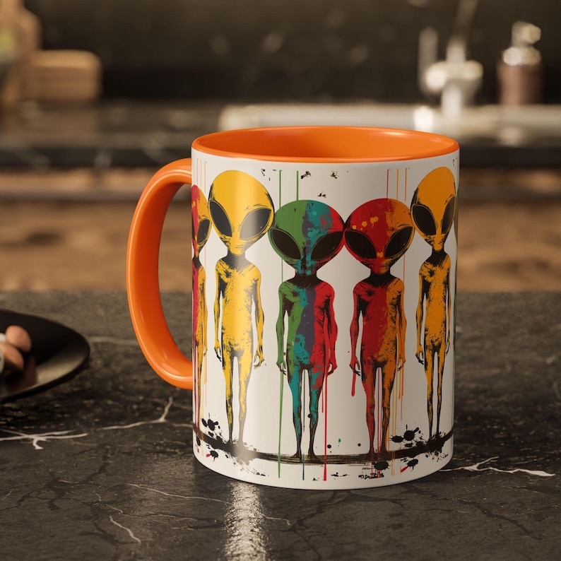 Taza de café con diseño de extraterrestre colorido: OVNI extraterrestre de ojos grandes 11oz