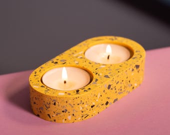 Portacandele doppio in terrazzo giallo e nero