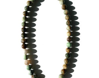 COLLAR DE ÓPALO VERDE / Piedras preciosas naturales, hecho a mano por la artista Simone Chagoya