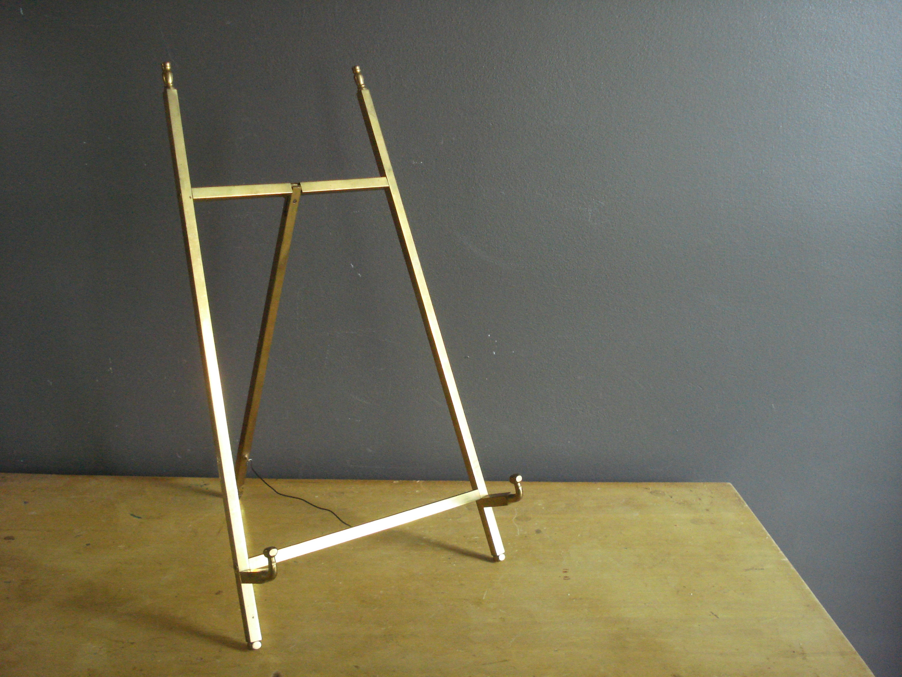 Vintage Small Brass Easel, Vintage Brass Small Easel Stand 7 Tabletop,  Folding Brass Easel Taiwan, Solid Brass Easel. Morethebuckles 