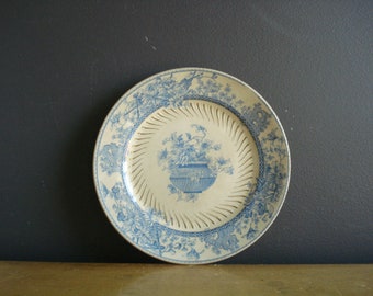 Very Old Antique Doulton's Burslem England Blue and White - Royal Doulton Elaine Transferware - Small Dessert Plate or Saucer with Gold