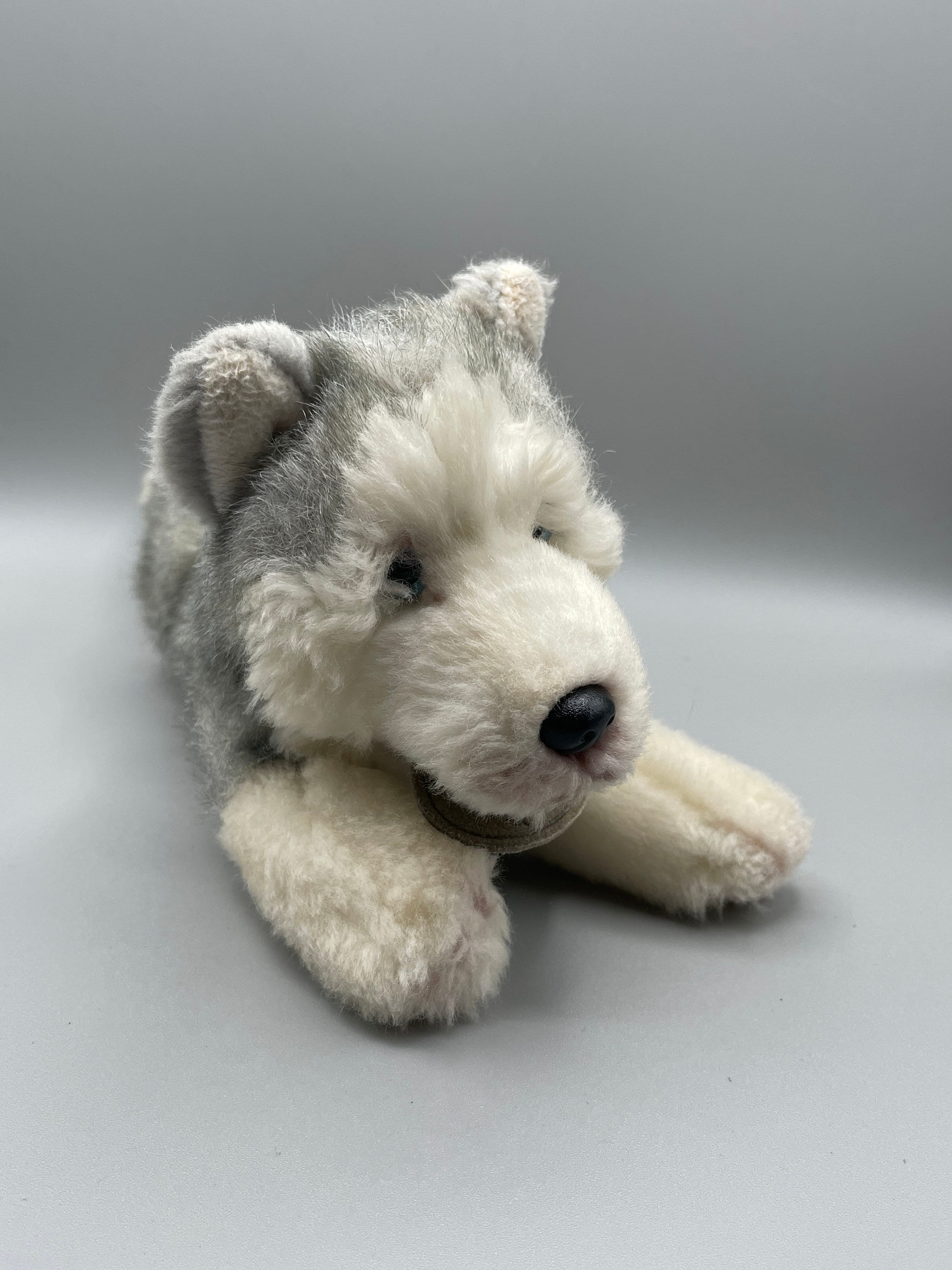 Vintage Yomiko Classics Husky Dog Russ Berrie Stuffed Animal