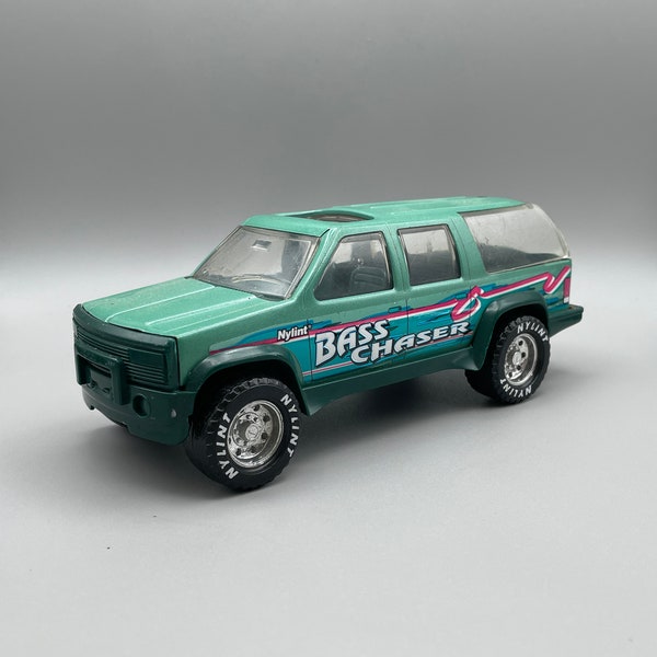 Vintage Nylint Bass Chaser green toy truck SUV dated 1994