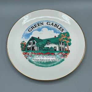 Placa conmemorativa MCM Green Gables, Cavendish, Isla del Príncipe Eduardo con detalles en oro de 22 K Ana de las Tejas Verdes LM Montgomery