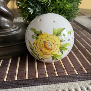 Vintage Potpourri Pomander ceramic ball with yellow roses floral motif