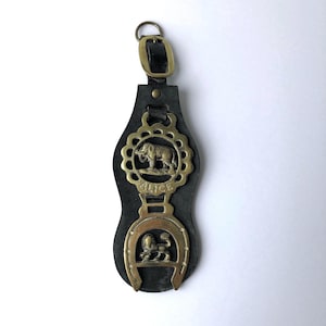 Martingale horse breast strap harness medallions work horse or oxen brass equestrian collectible
