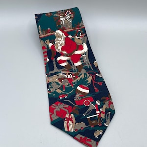 Cravate de Noël fantaisie Père Noël par Avon