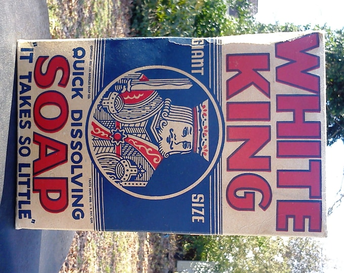1930s Laundry Detergent White King Giant Size Copyright 1933 Vintage