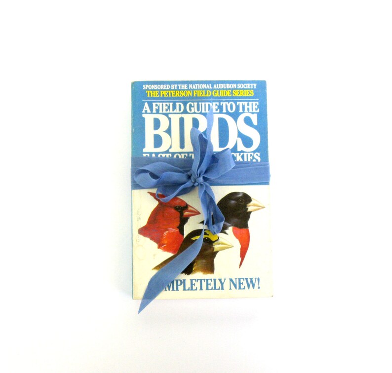 A Field Guide to the Birds by Roger Tory Peterson Illustrated ORNITHOLOGY Book, Vintage Bird Guide Book, Vintage Bird Art, Old Bird Guide image 1