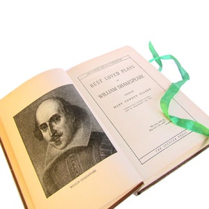 Best Loved Plays of William Shakespeare / World&#39;s Greatest Literature / The Spencer Press /  Vintage Shakespeare Book / Shakespeare wedding