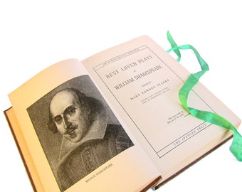 Best Loved Plays of William Shakespeare / World's Greatest Literature / The Spencer Press /  Vintage Shakespeare Book / Shakespeare wedding