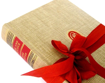 Vintage Pride and Prejudice Book: 1940s Classics Club Edition