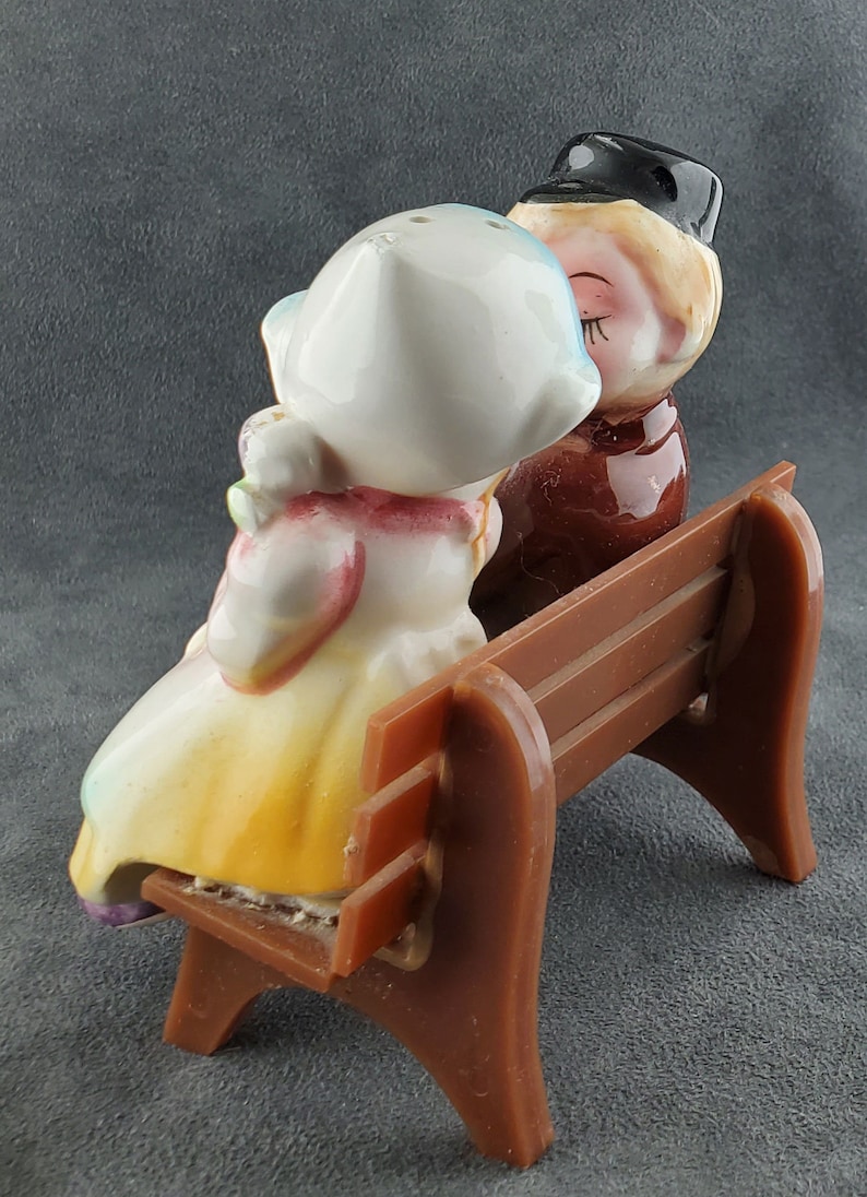 Vtg Dutch Boy Girl Salt and Pepper On Bench FREE SHIPPING