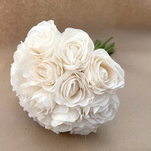 Kleiner Creme Weiß Rosen Strauß - Kunstblumen, Seidenblumen