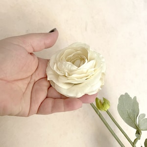 Karnemelkcrème Ranonkel - Kunstbloemen, zijden bloemhoofdjes - PRE-ORDER