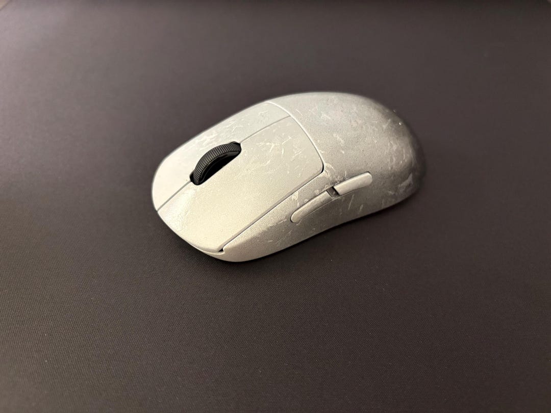 White Marble Wireless Gaming Mouse | Custom Painted Lightweight FPS ...