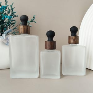 30ml 50ml 100ml Square Frosted Glass Essential Oil Dropper Bottles with Wood Lids, SPA Massage Oil Treatment Packaging, Wholesale, Bulk