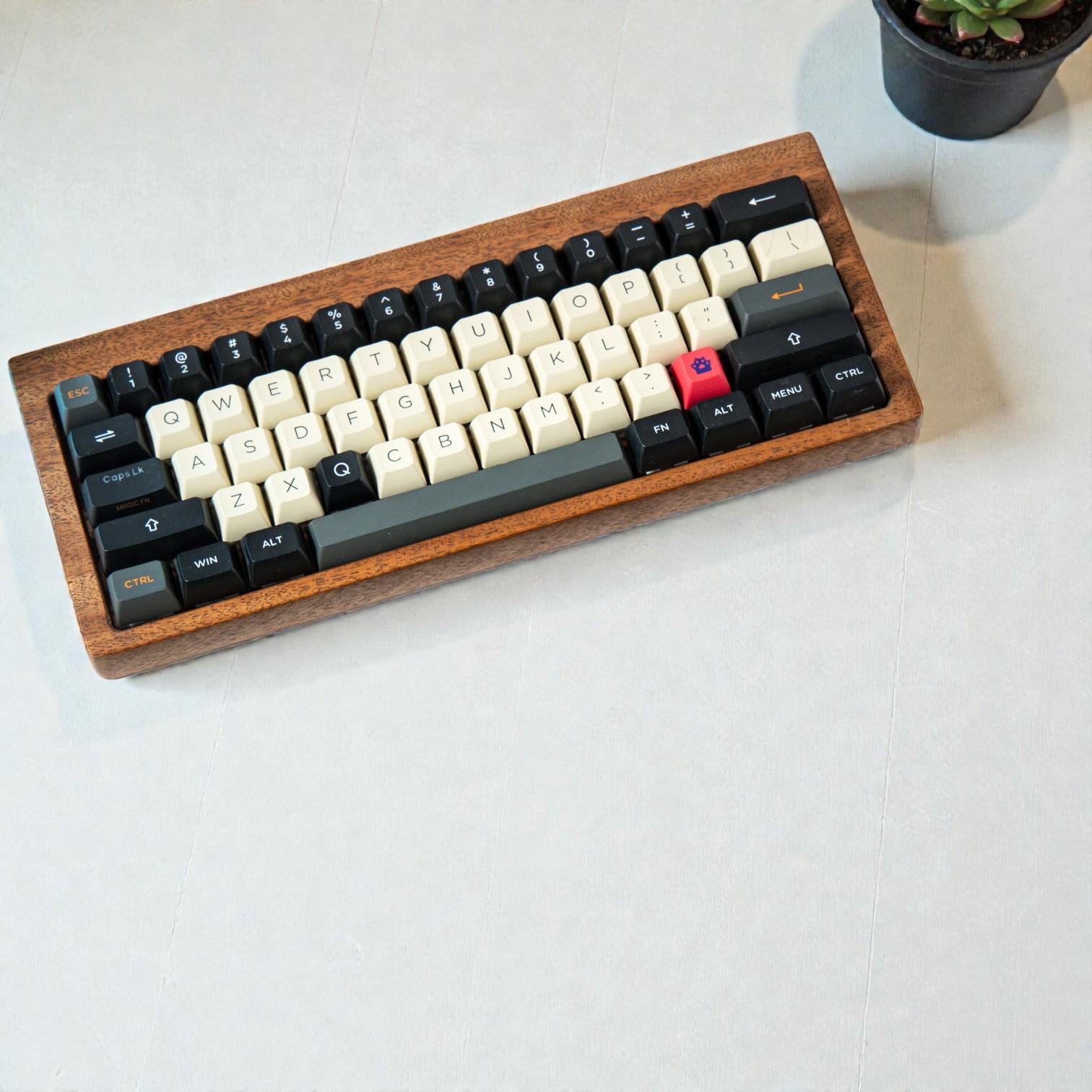 Custom Walnut Wood Case for Mechanical Keyboard, Handmade Wooden ...