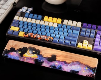 Galaxy Moon Walnuss Handgelenkstütze: Resin Inlay Tastaturauflage