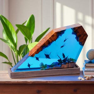 Epoxy Ocean Night Light, Wooden Base Resin Lamp with Underwater Scener, Anniversary or Housewarming Gift, Birthday Gift, Beach Lover Gift