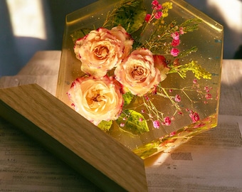 Handmade Rose Night Light: Encased Real Flower Resin Lamp