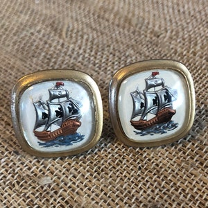 V I N T A G E //  intaglio reverse hand painted ship cufflinks / wedding attire / keepsake