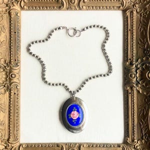 VINTAGE // Large Enamel Floral Locket Necklace