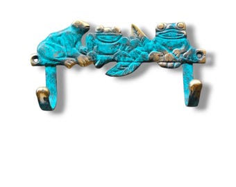 Happy Island Frogs Wall Hook – Tropical Bali Accent for Hats, Keys, Towels & More Handcrafted in Bali, Home Decor