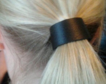 elástico de cuero negro para el pelo de odi boutique jewellery