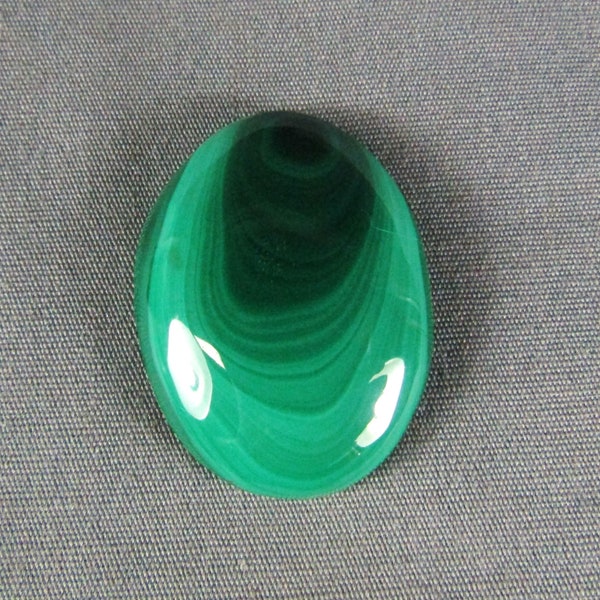 Malachite hand cut Designer Natural polished cabochon congo