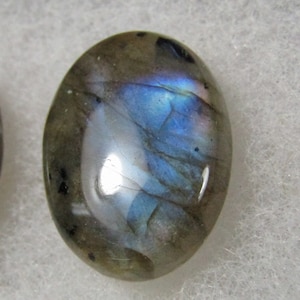 Beautiful flashy Labradorite Cabochon nice blue cab