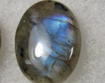 Beautiful flashy Labradorite Cabochon nice blue cab