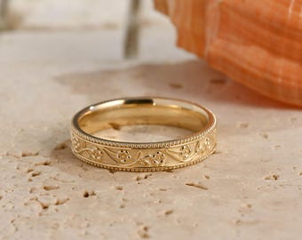 Solid Gold Vintage Filigree Wedding Band, Anniversary Gift for Her